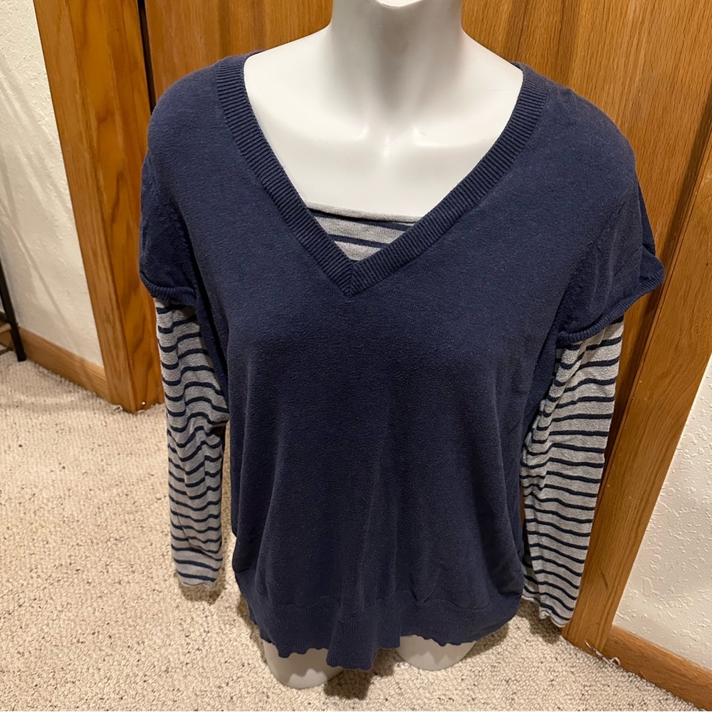 Maternity top size XL